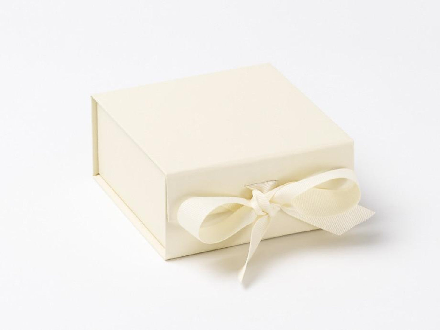 Ivory cream Small folding gift box with fixed ribbon ties