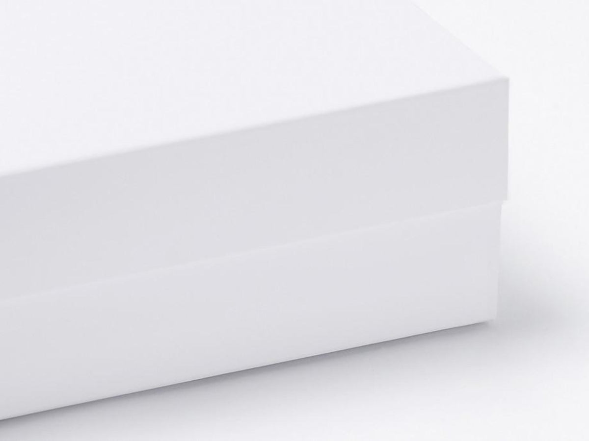 Medium White Hamper Keepsake Gift Box Detail