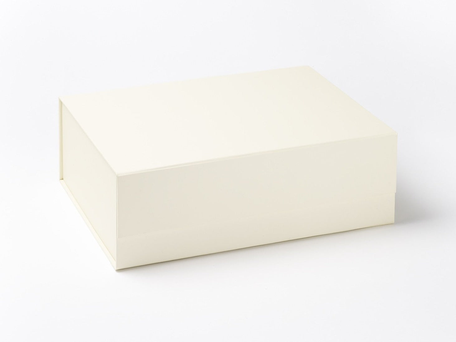 Ivory A4 Gift folding gift box sample without ribbon