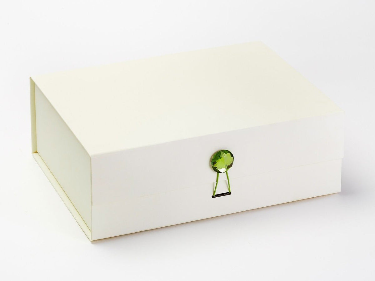 Example of Peridot Gemstone Closure on Ivory Gift Box