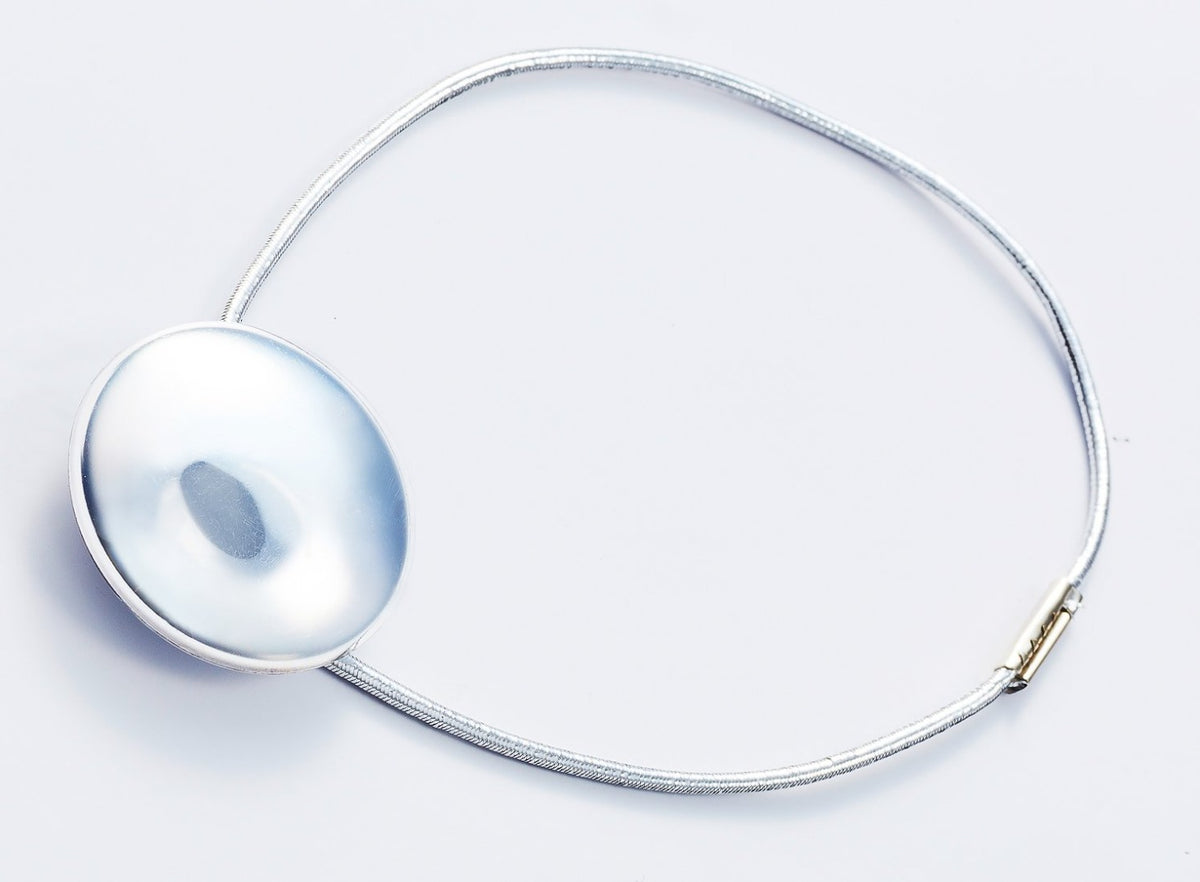 Sample Metallic Silver Dome  Gift Box Closure