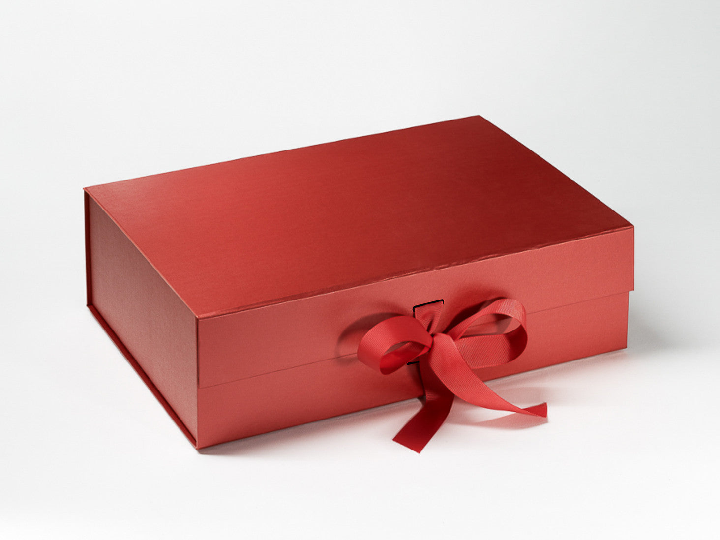 Red A4 Deep Slot Gift Box with magnetic snap shut closure