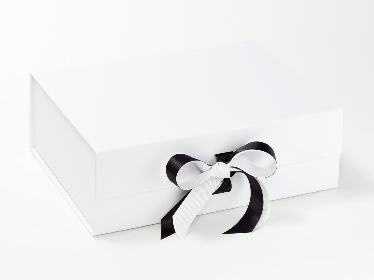 White Large Gift Boxes with changeable ribbon