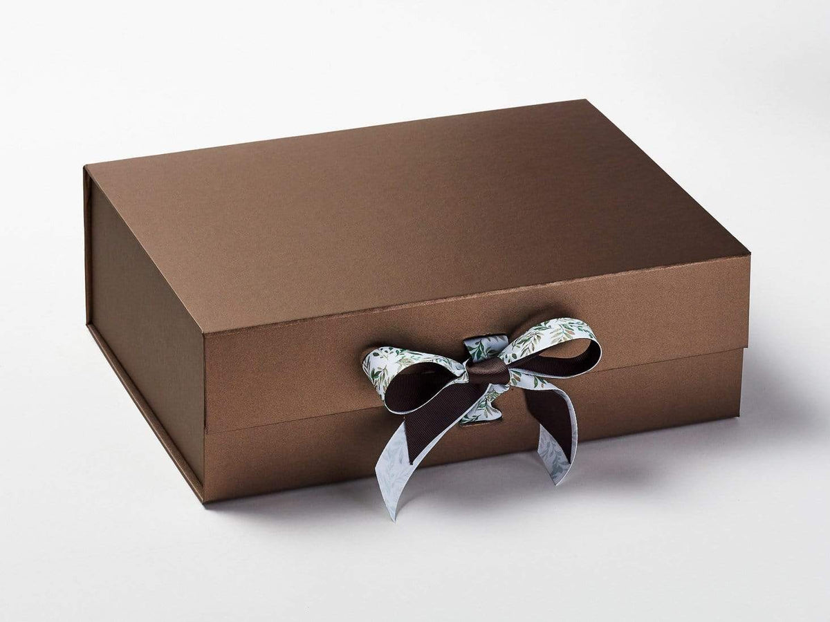 Leaf Garland Printed Ribbon on Bronze Gift Box