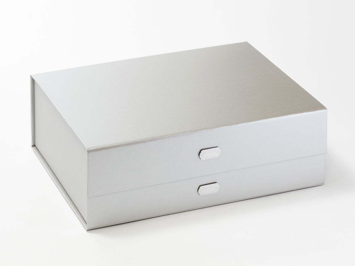 Example Of Sliver Slot Decal Labels Featured on Silver A4 Deep Gift Box