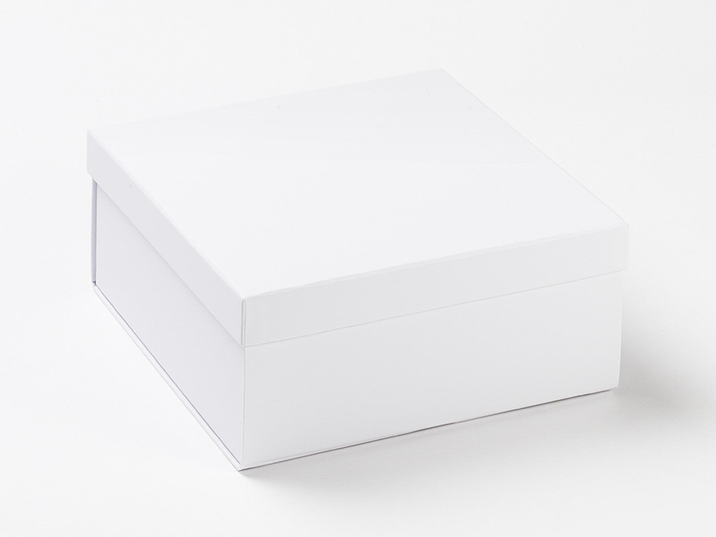 White Medium Lift Off Lid Gift Box Sample with Lid Assembled 